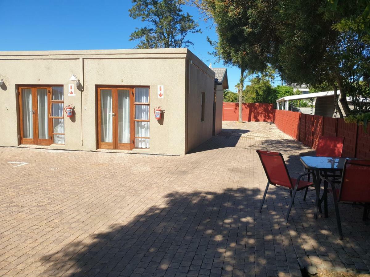 Dilisca Guesthouse Durbanville Exteriör bild