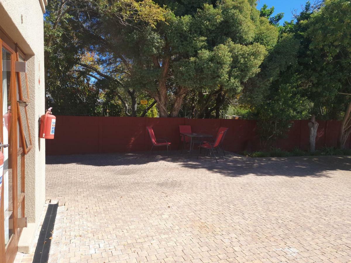 Dilisca Guesthouse Durbanville Exteriör bild